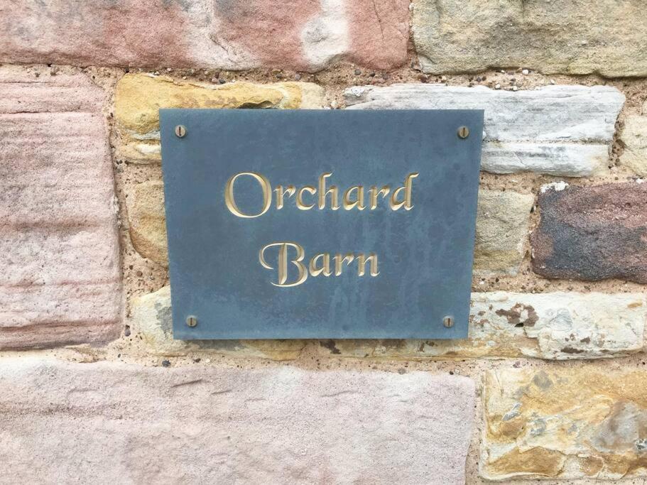 Chic 2 Bed Peak District Cottage Barn Near Alton Towers, Polar Bears, Chatsworth House Leek Ngoại thất bức ảnh