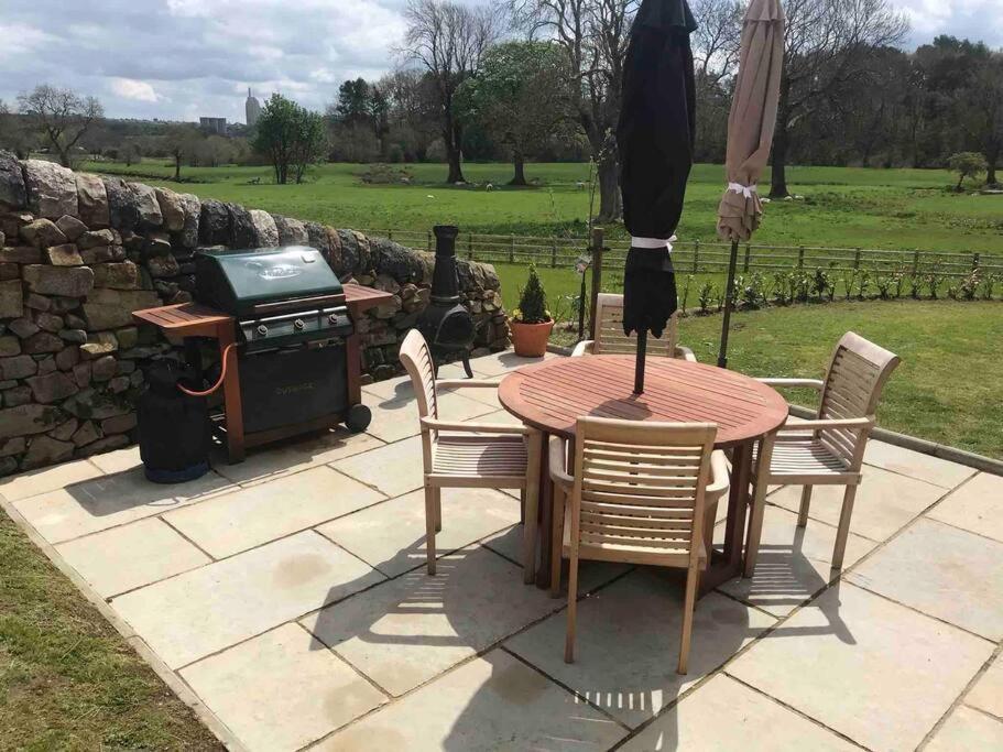 Chic 2 Bed Peak District Cottage Barn Near Alton Towers, Polar Bears, Chatsworth House Leek Ngoại thất bức ảnh